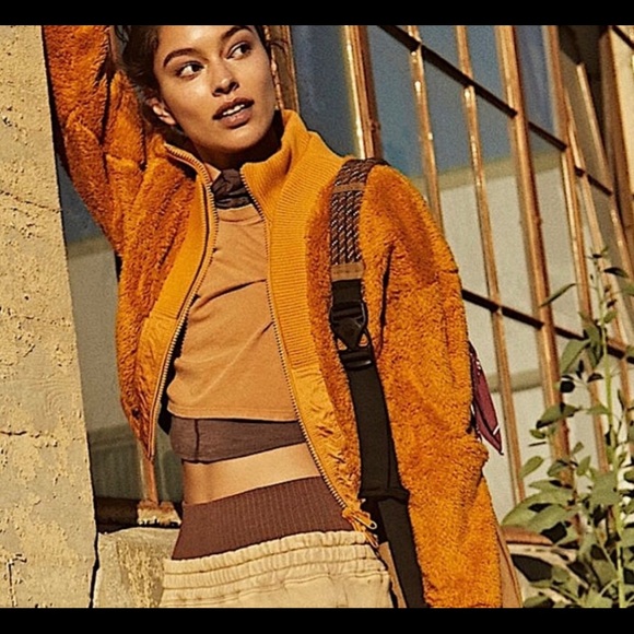 Free People Movement Gear Up Sherpa Zip Front Jacket - Picture 2 of 9